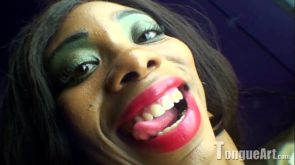 Play MP4 - TongueArt Shorts pt1