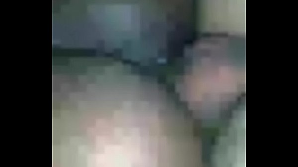 Esposinha gulosa ama sentar na rola 