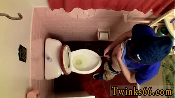 Gay free sample movie Unloading In The Toilet Bowl
