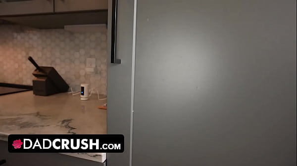 Play MP4 - Banging Hot StepDaughter Reyna Belle Seduces Her Sugar Step-daddy To Earn Her Keep - DadCrush