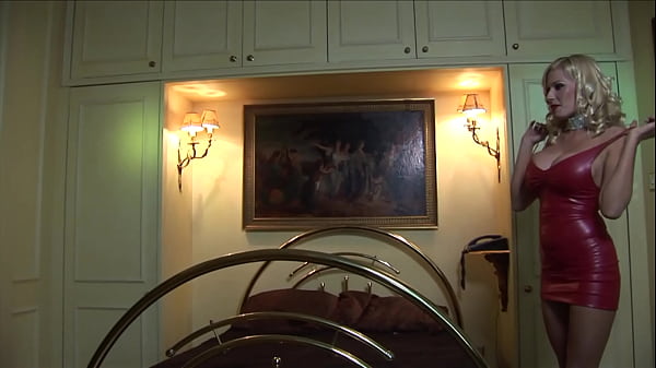 Play MP4 - Michelle Thorne re&ccedil;oit le sperme de sa bite et l'avale enti&egrave;rement