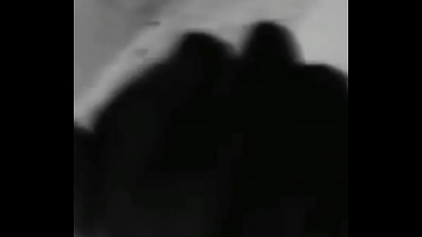 yomi, golosito traga si propio semen uwu