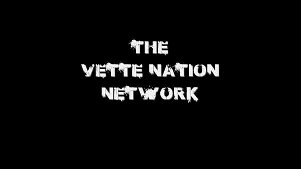 Nonton Samantha 38g & Curvy Sara Jay Eat Each Other's Nipples! thumbnail