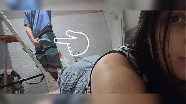 vizinhoarrumando lampada flagro ele derola dura olhando para_minha bunda