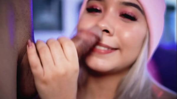 Horny blonde sucks her stepbrother's cockwhile her parents_are away