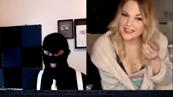 CAM MODELBritneyShares_Her Experiences_As A CamGirl