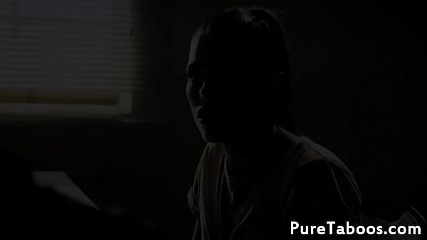 Nonton Taboo Babe Fists Her Pussy Before Fucking Cop thumbnail