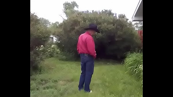 Nonton Green Grass, Cock Exposed thumbnail