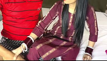 Play MP4 - Karwa Chauth Special Housewife Bhabhi Fucking