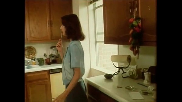 Play MP4 - Joy - 1977