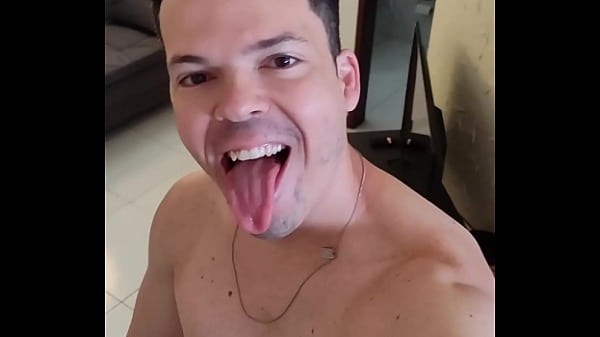 Calebe leitador esporrando 