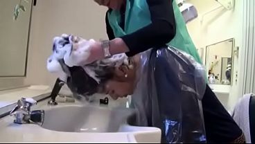 Tayla Forward Hairwash 