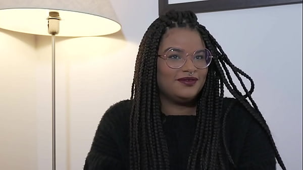 Nonton Meet Miss Estigia thumbnail