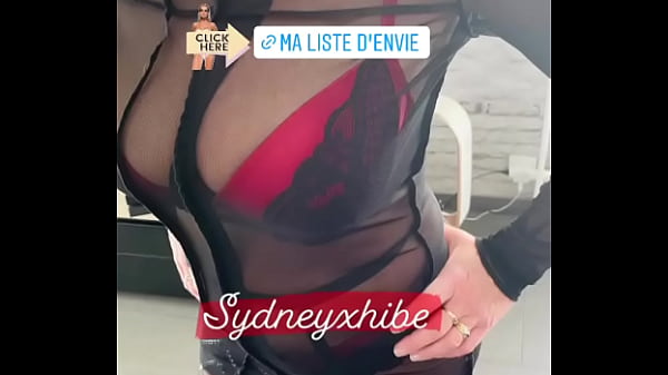 Nonton Nouvel Ensemble Pour Mes Sorties Exhibition Et Toi Tu M&rsquo;offres Quoi Pour ... thumbnail