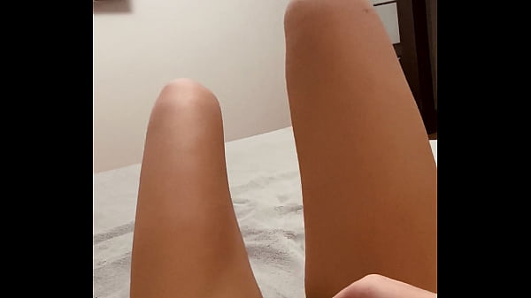 Play MP4 - What do I see when I caress myself