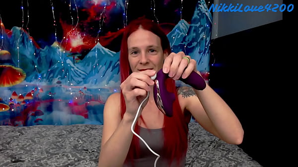 Play MP4 - Tracy's Dog Toy Review