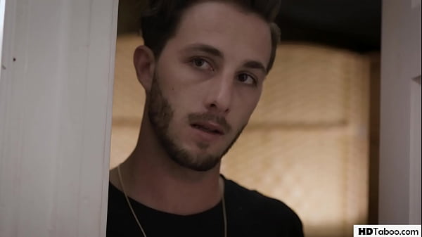 Stepmom_and blonde college girl_tricked_into a_taboo affair Sarah Vandella Lucas Frost_Emma Hix