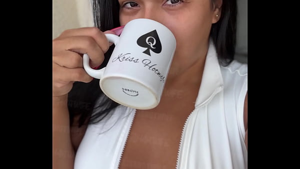Adoro um cafezinho forte de pr&eacute; treino deixa com mais fogo j&aacute; foram ver atualiza&ccedil;&atilde;o de hoje l&aacute; do vip