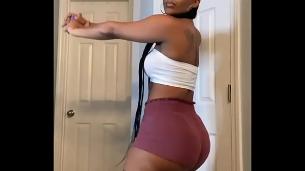 Ebony Twerking 