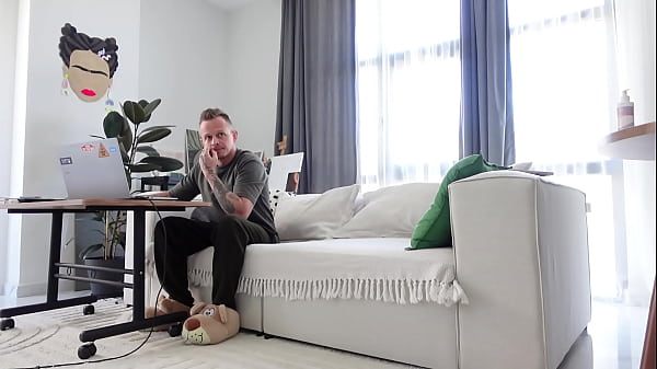 Nonton My Stepfather Helped Me Relieve A Spasm In My Ass! thumbnail