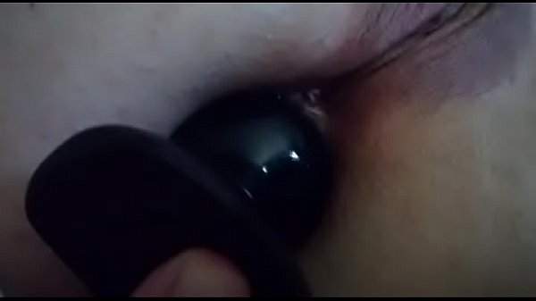 Nonton Big Buttplug Whore Insertion thumbnail