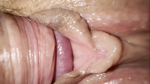 I bow low toyou oldman that you can fuck your 18 year old_stepdaughter