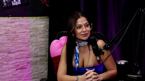 Fez um menage com tr&ecirc;s homens prefere gravar com mulheres que gosta os conte&uacute;dos que os assinantes solicitam e os amigos e familiares adoraram o que fez juli figueir&oacute; watch sheer red 