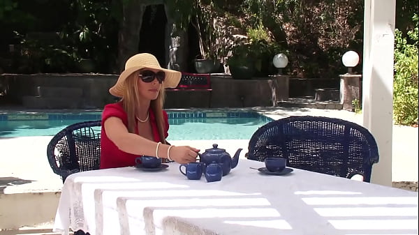 Nonton Hot Hot Hot Lesboporn thumbnail