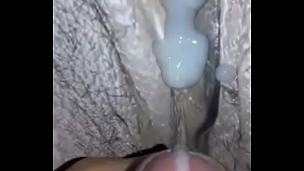 Nonton Love Tributes thumbnail