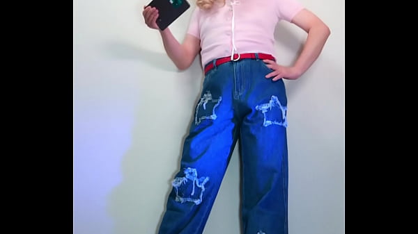 スマートなジーンズの女装 