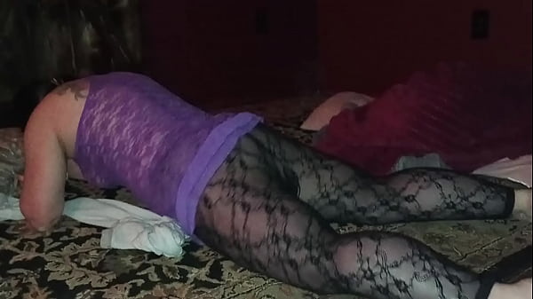 Quickorgasm_grindingon floor