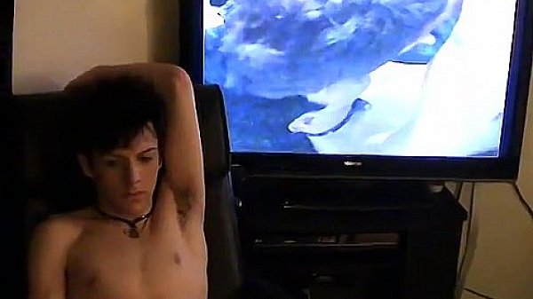 Sexy men Jared is jumpy about his very first time draining off on 