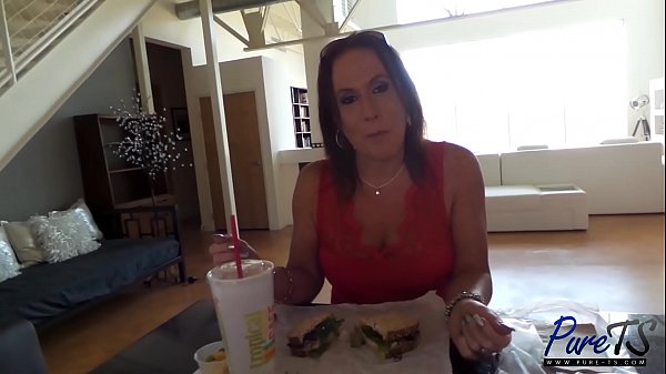 Play MP4 - Lexxxis Canyon BTS Interview