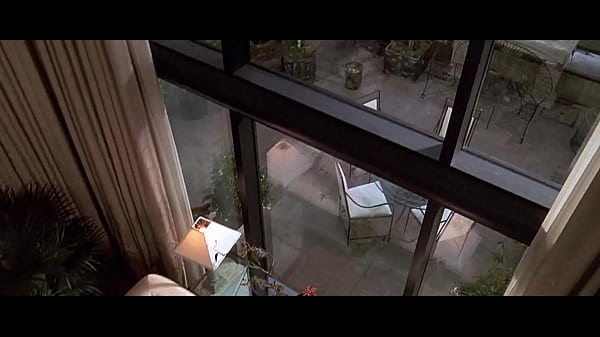 Nonton Upskirts And Lingerie Scene thumbnail