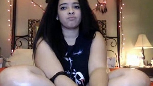 Sexy masturbates and touches her tits 