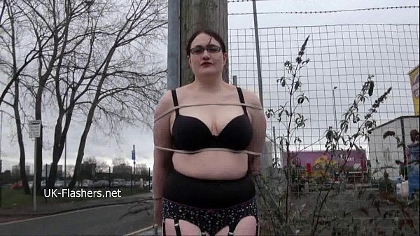 Play MP4 - Chubby amateur flasher Alyss in public masturbation and outdoor exhibitionism of