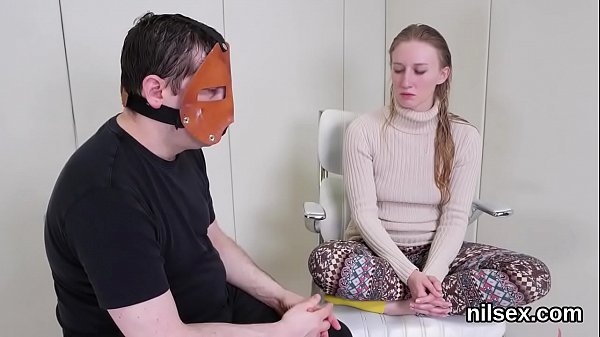 Fierce tramp gets her fuckholes gaped and intensely poked 