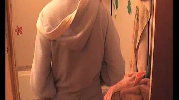 Superb blonde teen babe takes a shower 