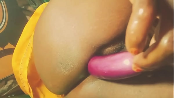 Play MP4 - Indian House Wife desibhabhi Fucking with Brinjal