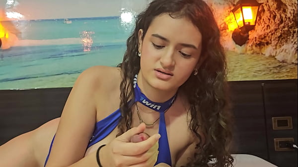 Latina_de grandes tetashace una masturbacion guiada hasta el orgasmo