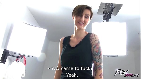 Play MP4 - Alternative Tattooed Bitch Has Her Hairy Snatch Filled