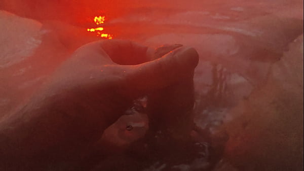 IFOslave playing with my cock in bath 