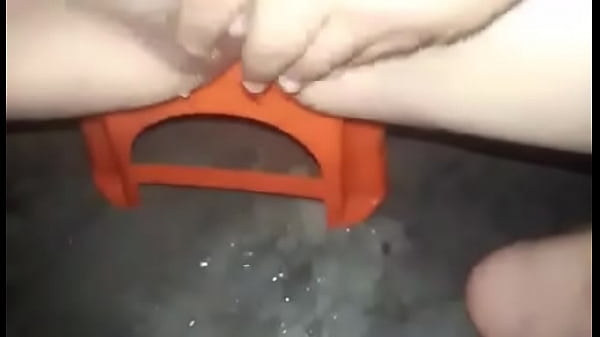 G&aacute;i xinh thủ d&acirc;m 