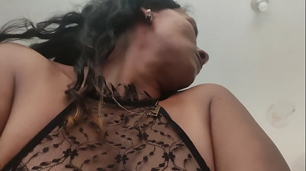 En Casa Con Amante thumbnail