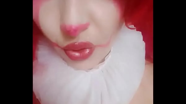 Nonton Pennywise Is Threatening And ... Irresistible thumbnail