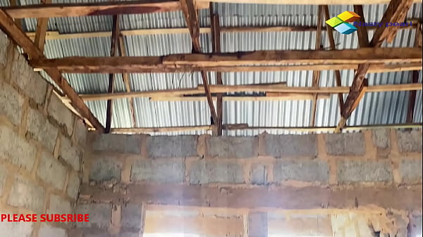 Nonton Stranded Horney Ebony Fucked By Bricklayer In Uncompleted Building.please Subscribe thumbnail