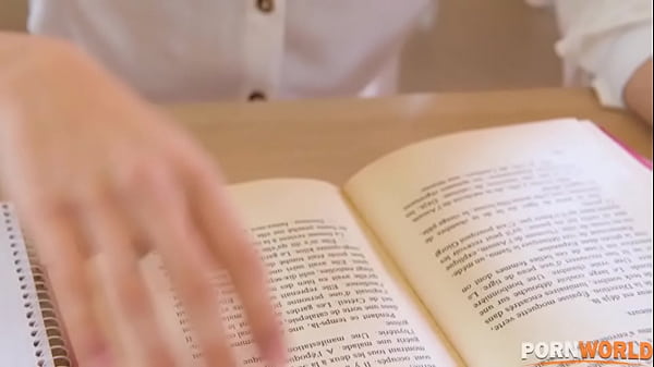 Nonton Naughty 's Sex Lesson thumbnail