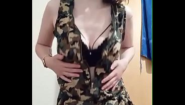 strep-tease   masturbation