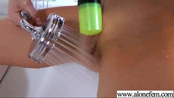 Amateur Teen Girl_Love To_Play With Vibrator movie01