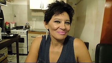 Nonton Le Rompen El Culo En La Cocina Y Se Lo Hacen Juntar Con La Lengua Como Perra thumbnail